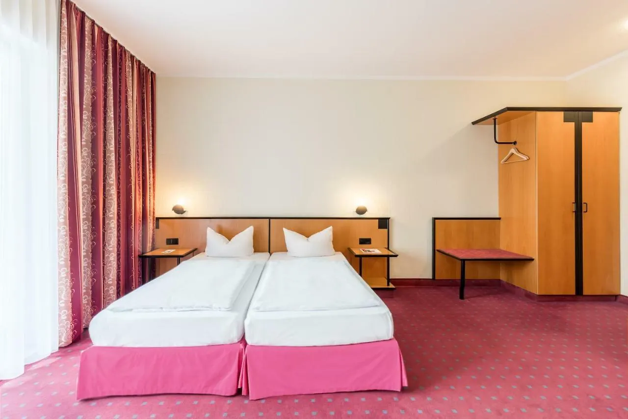 AZIMUT Hotel Dresden